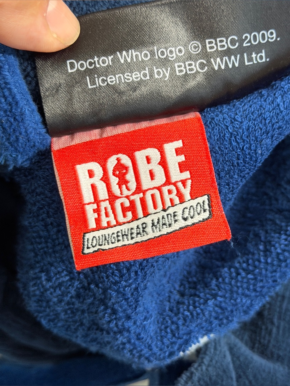 Robe Factory Dr Who Tardis ADULT ONE SIZE Blue Terry Cloth Belted Robe - Picture 6 of 9